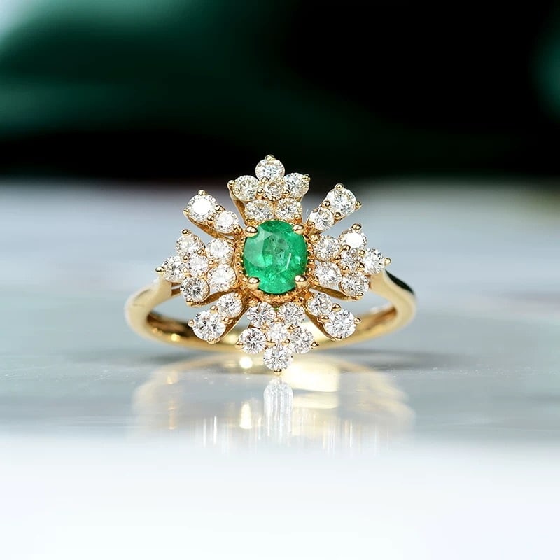 14k Gold 1.15 Ctw Natural Emerald & Diamond Ring: Ref:230967055 // gold content:14k gold // ring size:7. 25us // // main gemstone:emerald // shape:oval // carat weight:0. 35ct // color:green // treatment:natural // // adjacent gemstone 2 : diamond