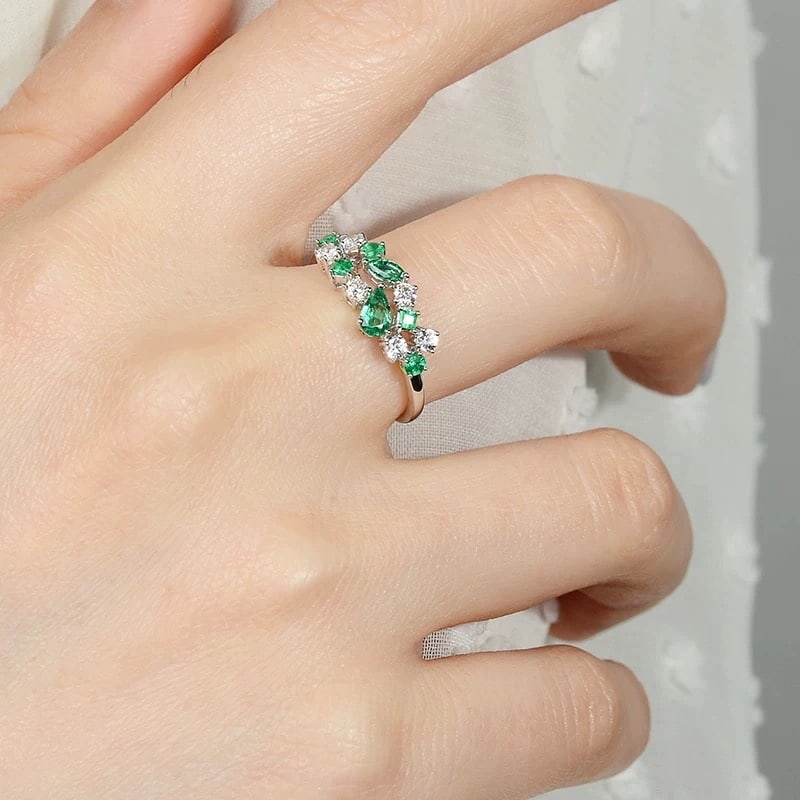 14k Gold 0.55 Ctw Natural Emerald & Diamond Ring - 4