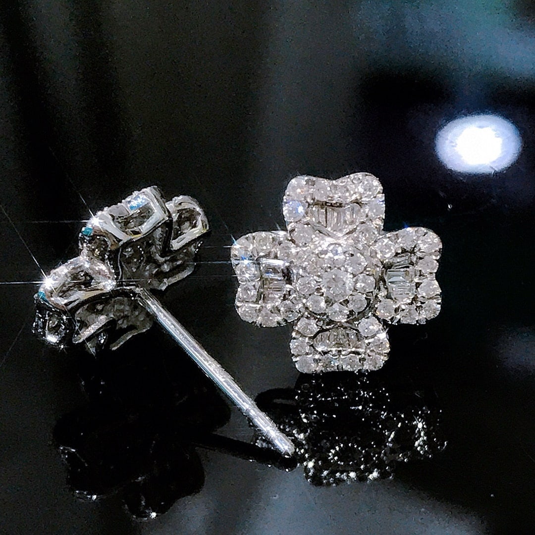 14k Gold 0.6 Ct Natural H Diamond Earrings - 5