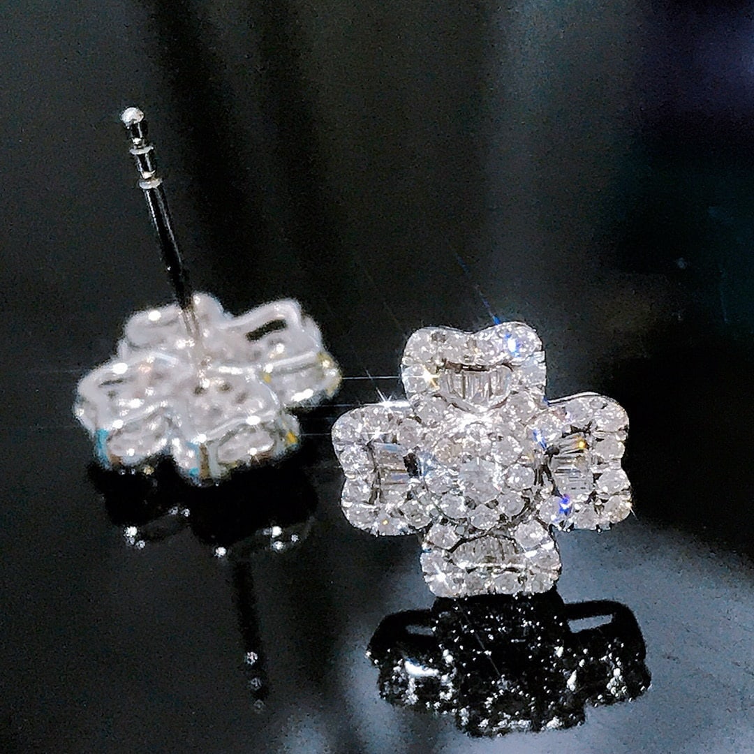 14k Gold 0.6 Ct Natural H Diamond Earrings - 6