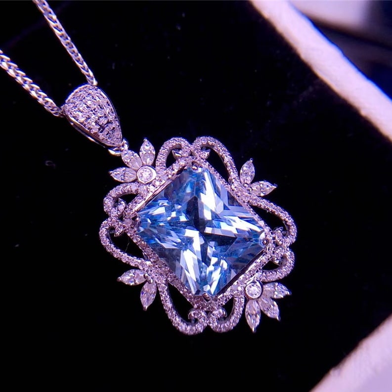 14k Gold 6.1 Ct Natural Aquamarine & Diamond Pendant( Without Chain ) - 3