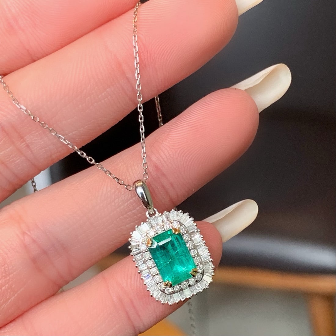 14k Gold 1.96 Ctw Natural Emerald & Diamond Pendant( Without Chain ) - 4