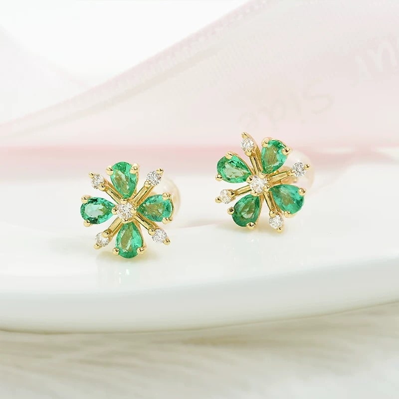 14k Gold 1.08 Ctw Natural Emerald & Diamond Earrings - 3