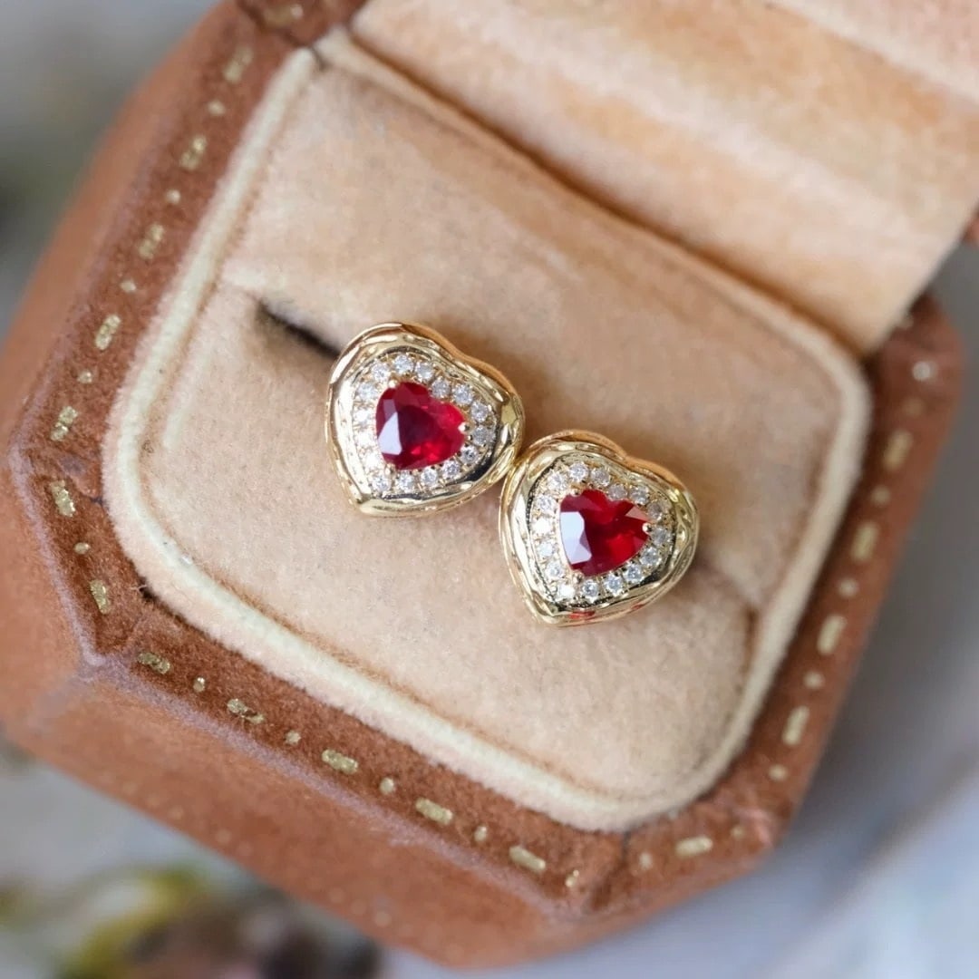 14k Gold 0.36 Ct Vivid Red Natural Ruby & Diamond Earrings: Ref:230967121 // gold content:14k gold // main gemstone:ruby // shape:heart // carat weight:0. 36ct // color:vivid red // treatment:natural // // adjacent gemstone 2 : diamond // shape:round //