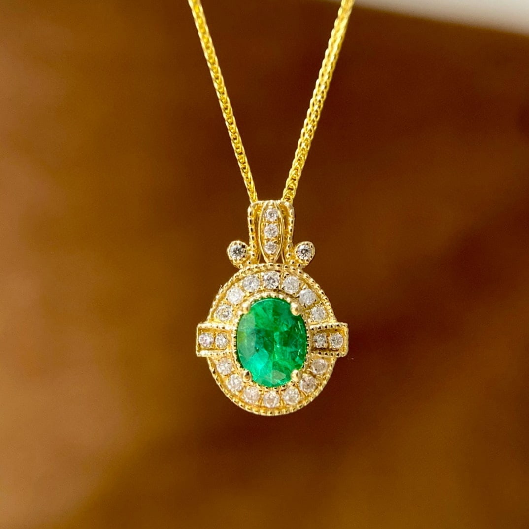 14k Gold 0.3 Ct Natural Emerald & Diamond Pendant( Without Chain ): Ref:230967141 // gold content:14k gold // main gemstone:emerald // shape:oval // carat weight:0. 3ct // color:green // treatment:natural // // adjacent gemstone 2 : diamond // shape:round // clarity