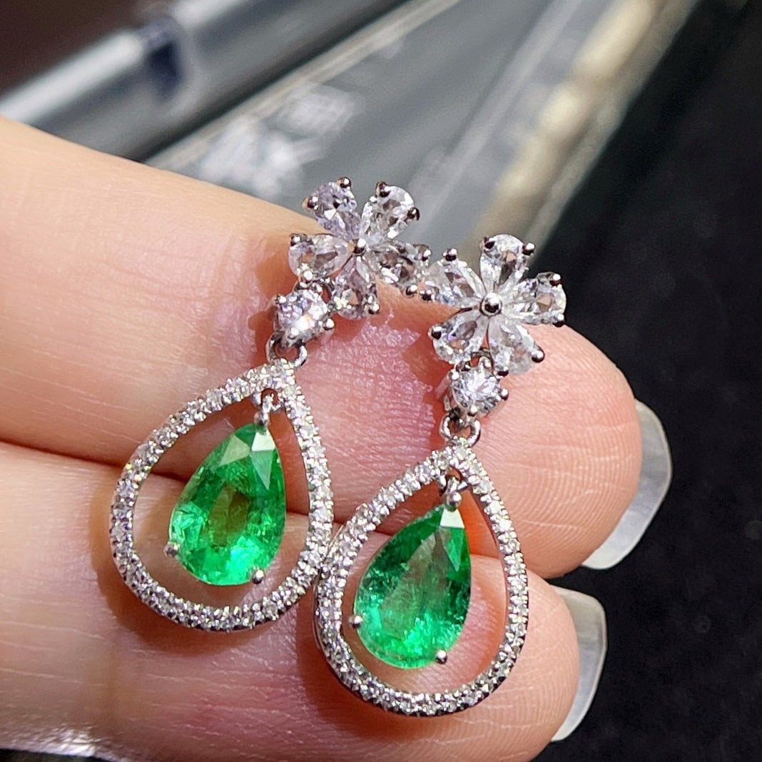 14k Gold 1.76 Ct Natural Emerald & Diamond & Sapphire Earrings - 3