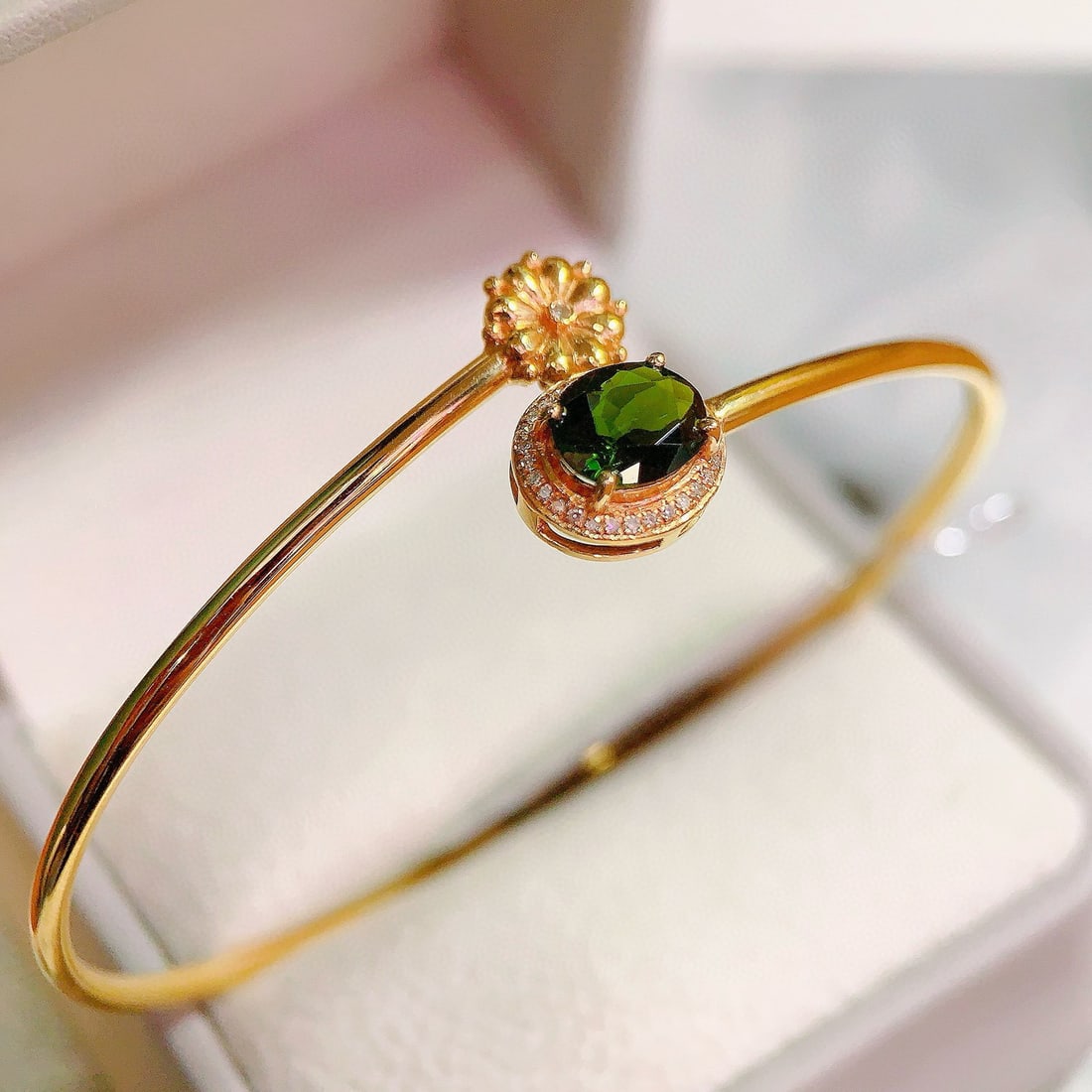 14k Gold 1.35 Ctw Natural Tourmaline & Diamond Bangle - 6