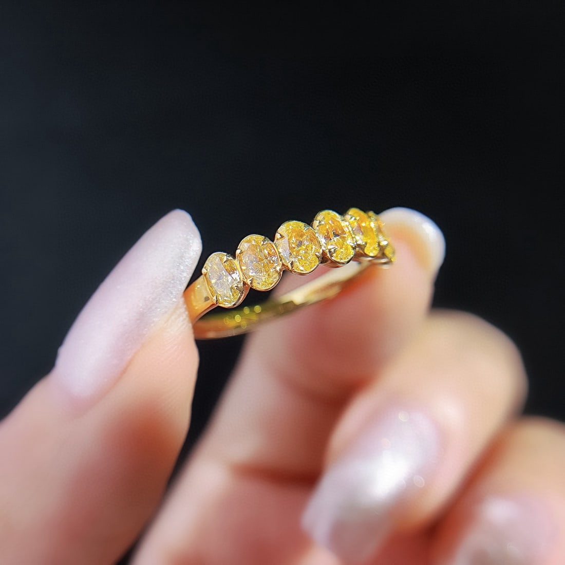 14k Gold 1.58 Ct Natural Yellow Diamond Ring - 2