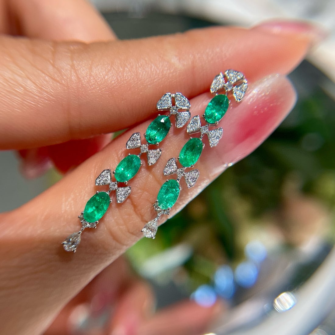 14k Gold 1.3 Ct Vivid Green Natural Emerald & Diamond Earrings - 2