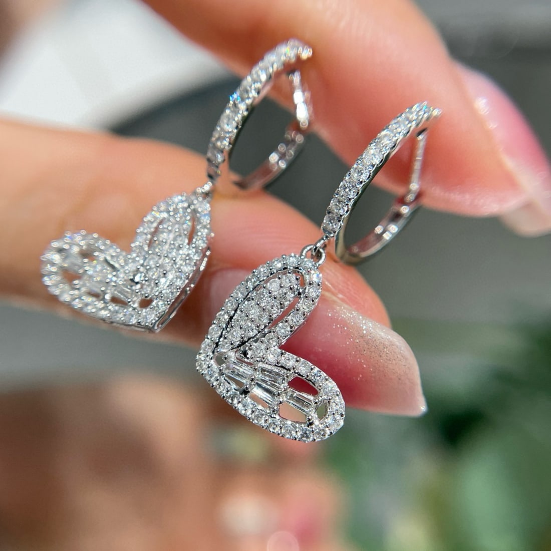 14k Gold 0.75 Ct Natural H Diamond Earrings - 2