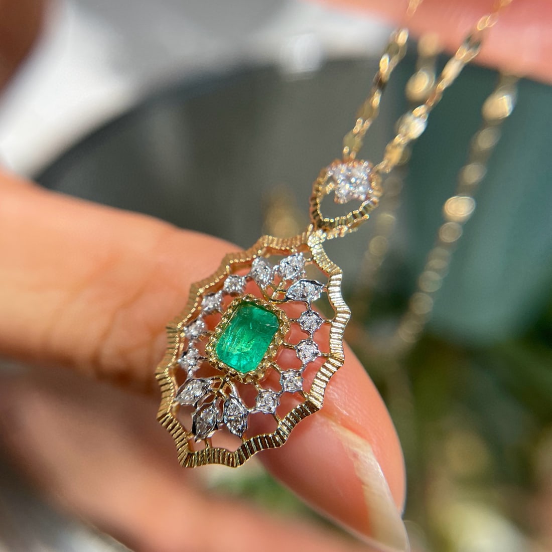 14k Gold 0.4 Ct Vivid Green Natural Emerald & Diamond Pendant( Without Chain ) - 2
