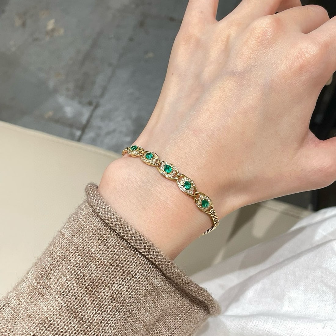 14k Gold 0.63 Ct Natural Emerald & Diamond Bracelet - 5