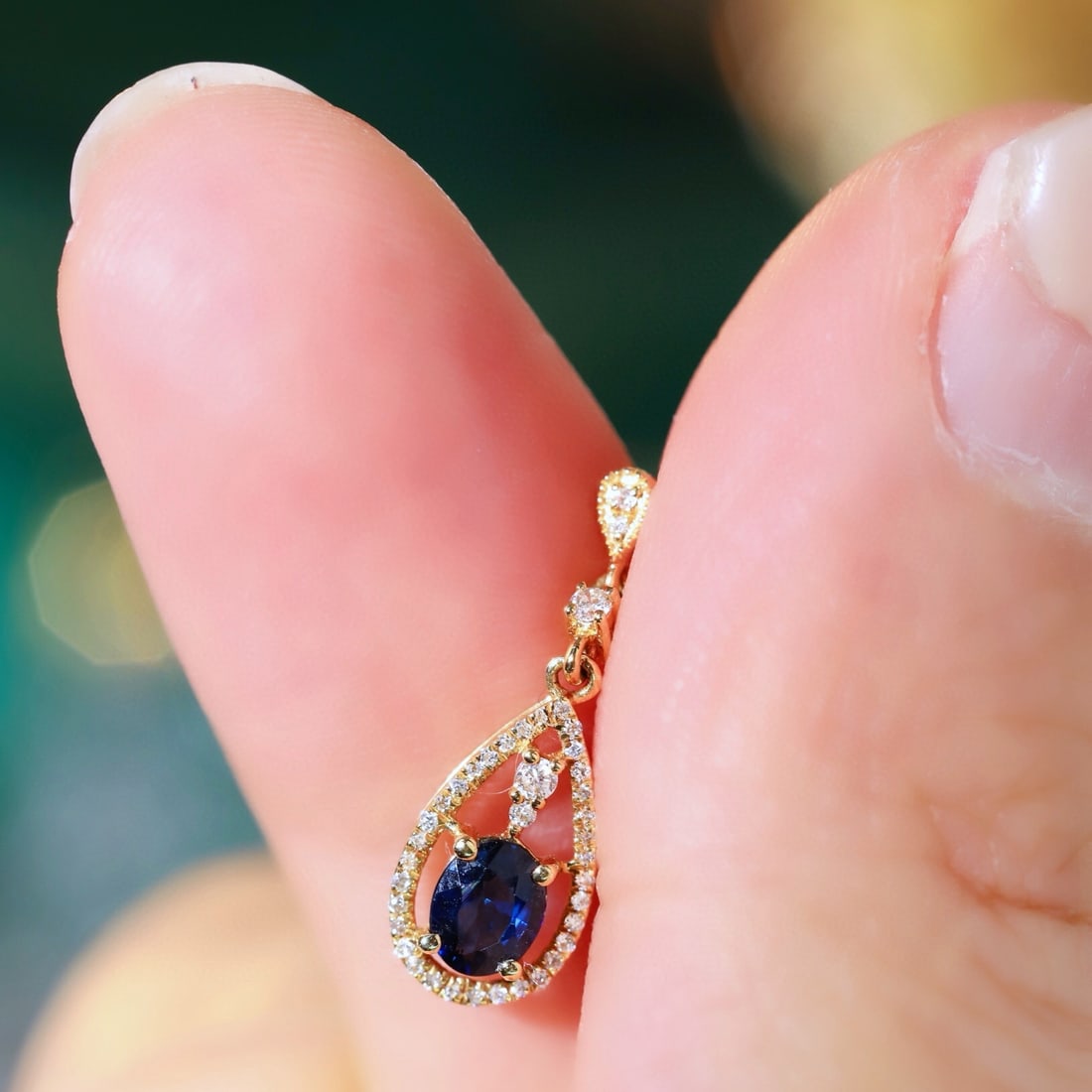 14k Gold 0.70 Ctw Natural Sapphire & Diamond Earrings - 4