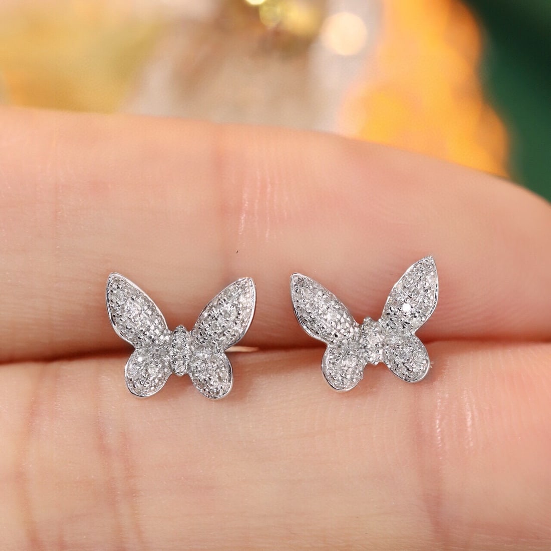 14k Gold 0.3 Ct Natural H Diamond & Butterfly Earrings - 2