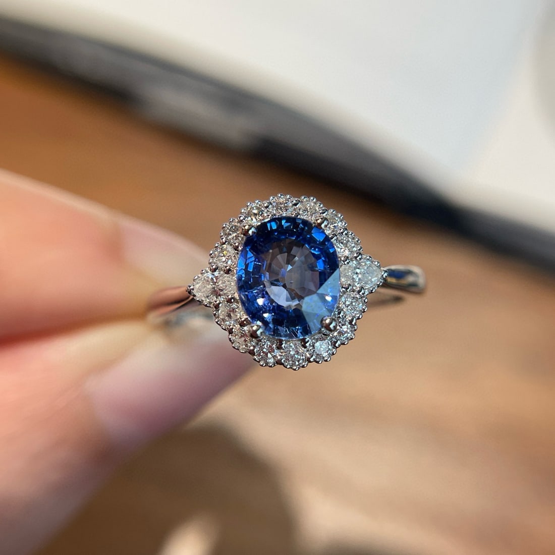 14k Gold 1.5 Ct Natural Sapphire & Diamond Ring - 3