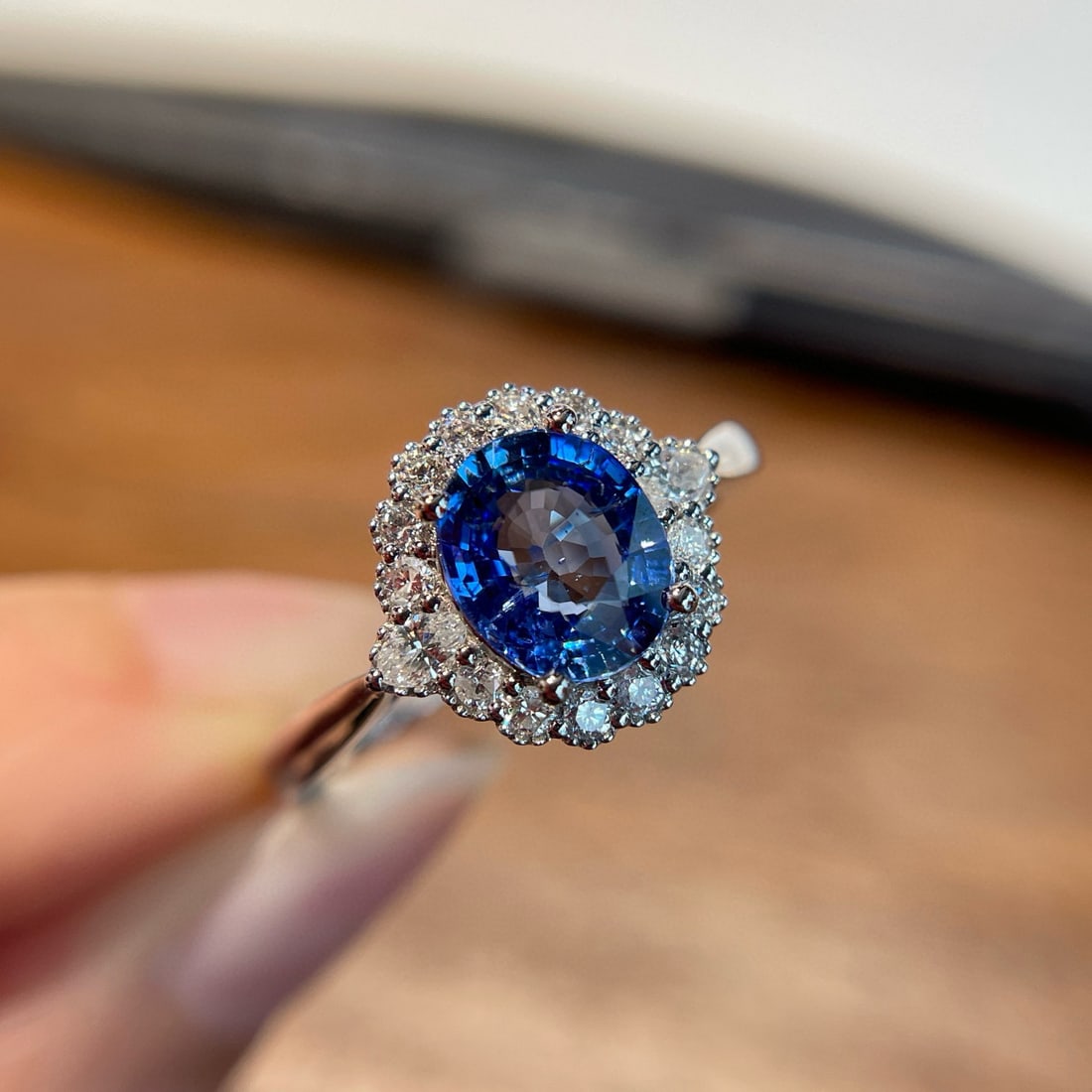14k Gold 1.5 Ct Natural Sapphire & Diamond Ring - 6