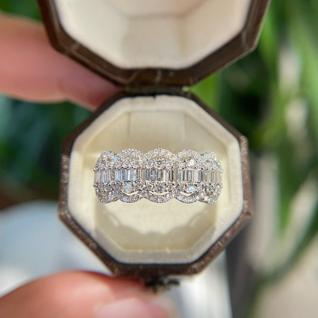 14k Gold 0.6 Ct Natural H Diamond Ring: Ref:230967213 // gold content:14k gold // ring size:7. 25us // // main gemstone:diamond // shape:multiply // carat weight:0. 6ct // clarity grade:vs-si // color:h // treatment:natural // High