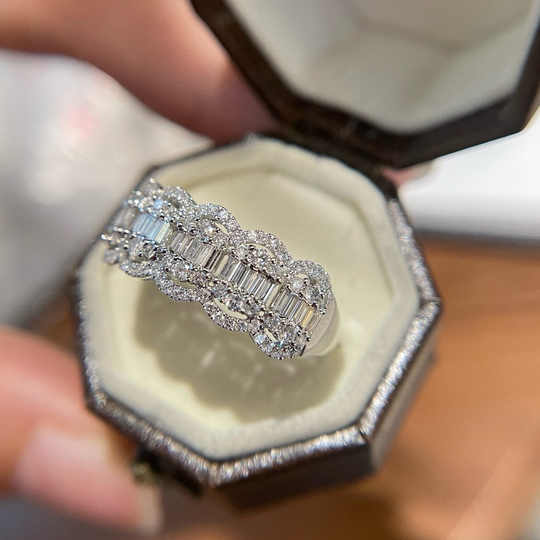 14k Gold 0.6 Ct Natural H Diamond Ring - 2