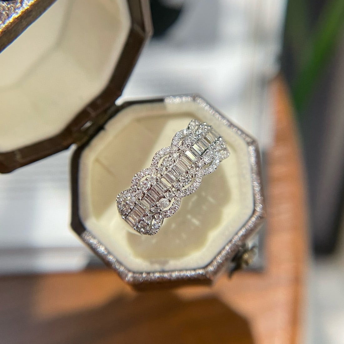 14k Gold 0.6 Ct Natural H Diamond Ring - 4