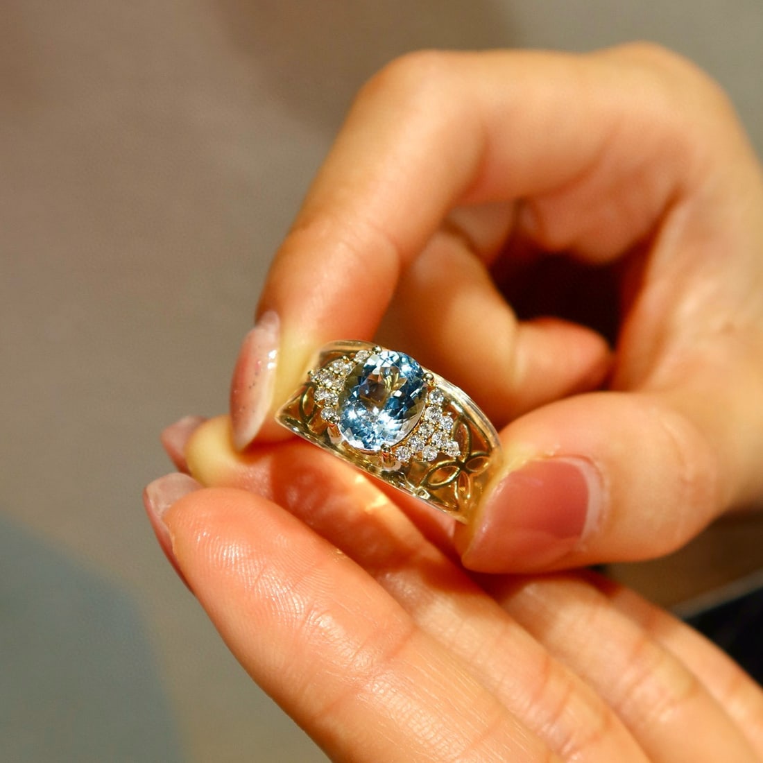 14k Gold 1.5 Ct Natural Aquamarine & Diamond Ring - 5