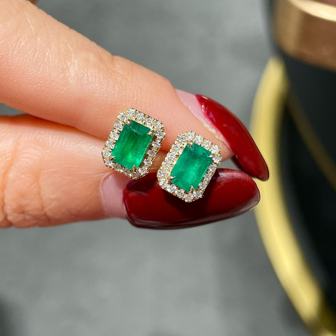 14k Gold 1.2 Ct Natural Emerald & Diamond Earrings - 2