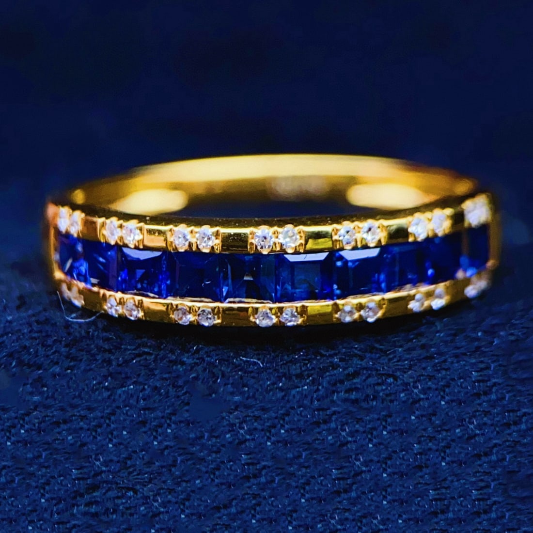 14k Gold 1 Ct Natural Sapphire & Diamond Ring: Ref:230967238 // gold content:14k gold // ring size:7. 25us // // main gemstone:sapphire // shape:square // carat weight:1ct // color:blue // treatment:natural // // adjacent gemstone 2 : diamond //