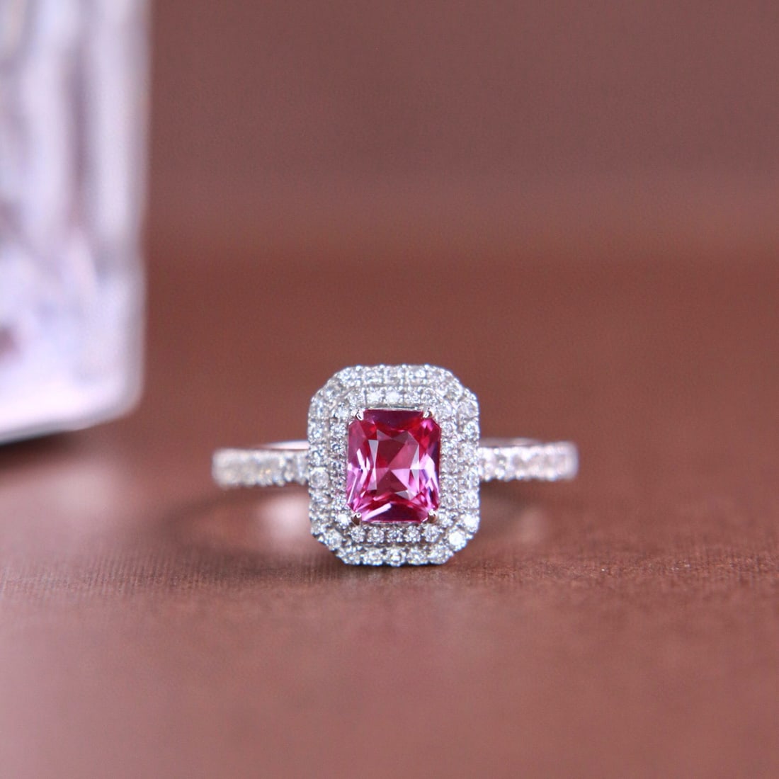 14k Gold 1.40 Ctw Natural Sapphire & Diamond Ring: Ref:230968052 // gold content:14k gold // ring size:7. 25us // // main gemstone:sapphire // shape:octagonal // carat weight:1. 06ct // color:pink // treatment:natural // // adjacent gemstone 2 :
