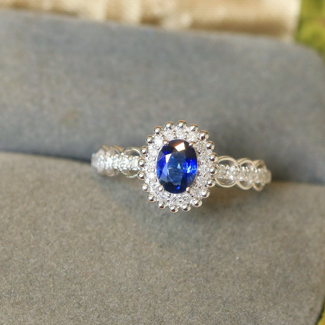 14k Gold 0.76 Ctw Natural Sapphire & Diamond Ring: Ref:230967248 // gold content:14k gold // ring size:7. 25us // // main gemstone:sapphire // shape:oval // carat weight:0. 55ct // color:royal blue // treatment:natural // // adjacent gemstone 2 :