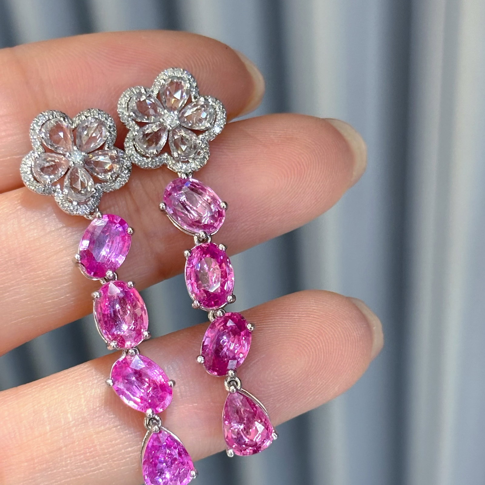 14k Gold 6.02 Ct Natural Sapphire & Diamond & Sapphire Earrings: Ref:230968073 // gold content:14k gold // main gemstone:sapphire // shape:multiply // carat weight:6. 02ct // color:pink // treatment:natural // // adjacent gemstone 2 : diamond // shape:round //