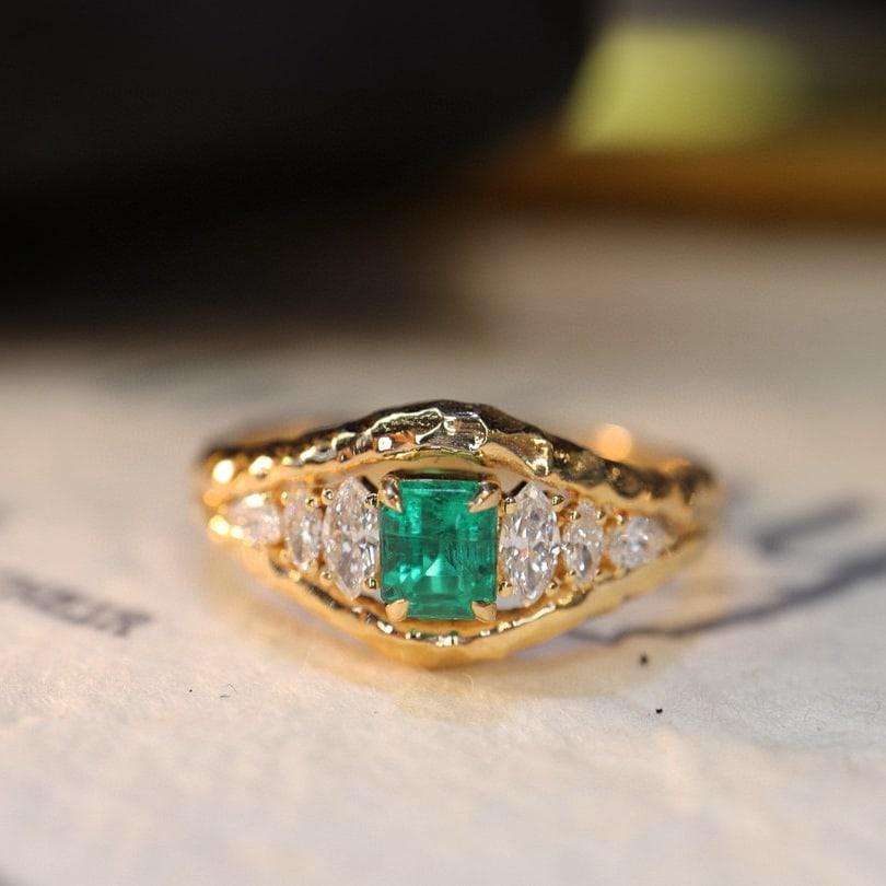 14k Gold 0.59 Ctw Vivid Green Natural Emerald & Diamond Ring - 5