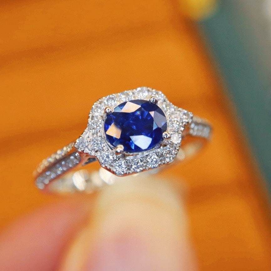 14k Gold 0.96 Ctw Natural Sapphire & Diamond Ring - 3