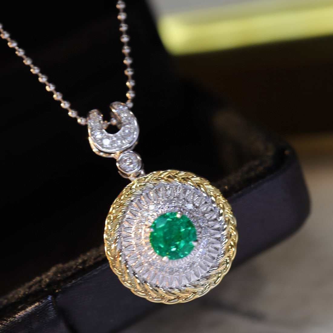 14k Gold 0.72 Ctw Vivid Green Natural Emerald & Diamond Pendant( Without Chain ) - 6