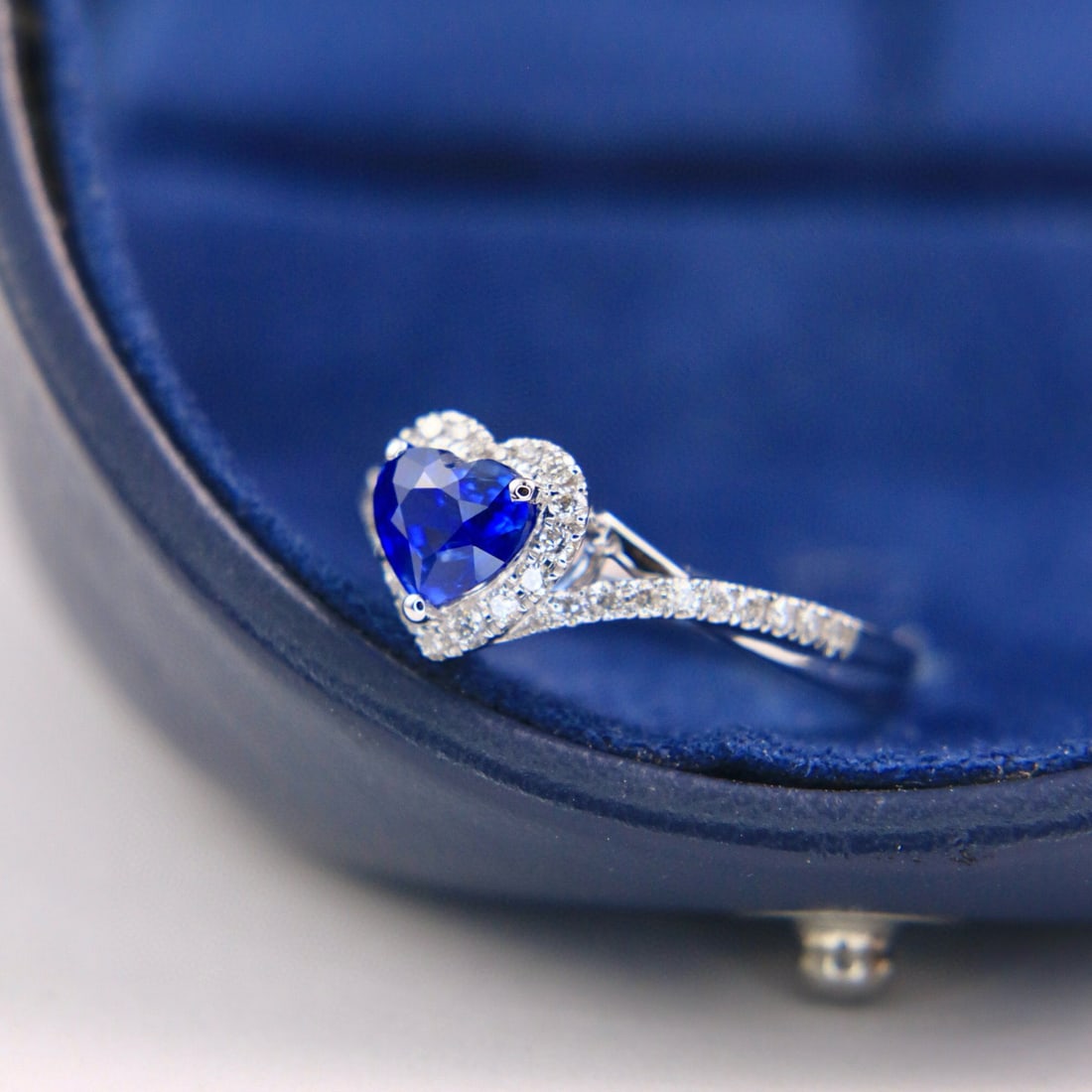 14k Gold 1.32 Ctw Natural Sapphire & Diamond Ring - 2