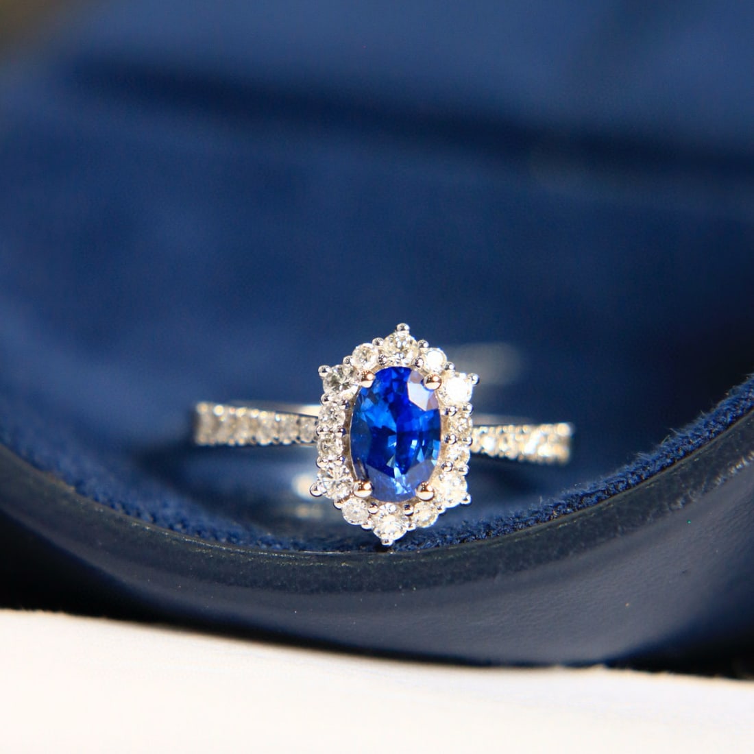 14k Gold 1.27 Ctw Natural Sapphire & Diamond Ring: Ref:230968106 // gold content:14k gold // ring size:7. 25us // // main gemstone:sapphire // shape:oval // carat weight:0. 91ct // color:royal blue // treatment:natural // // adjacent gemstone 2 :