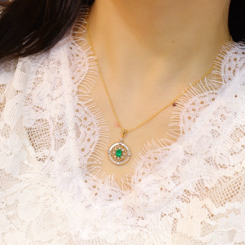 14k Gold 0.6 Ct Vivid Green Natural Emerald & Diamond Pendant( Without Chain ) - 2