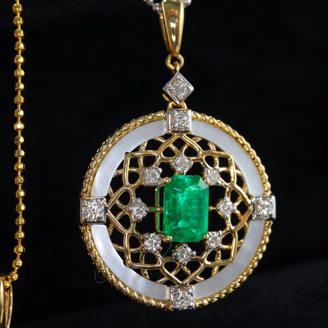 14k Gold 0.6 Ct Vivid Green Natural Emerald & Diamond Pendant( Without Chain ) - 3