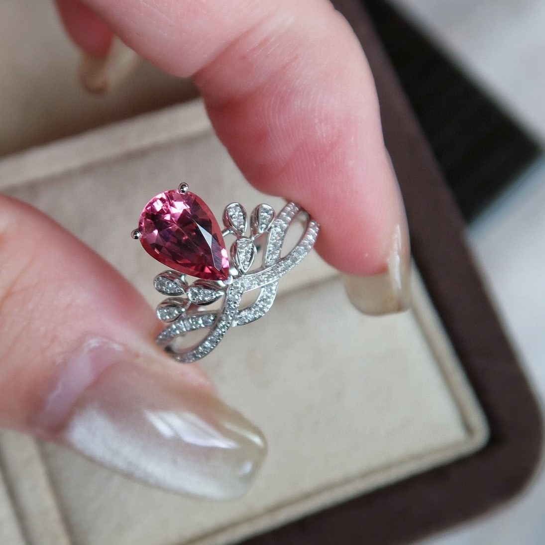 14k Gold 1.5 Ct Natural Tourmaline & Diamond Ring - 4
