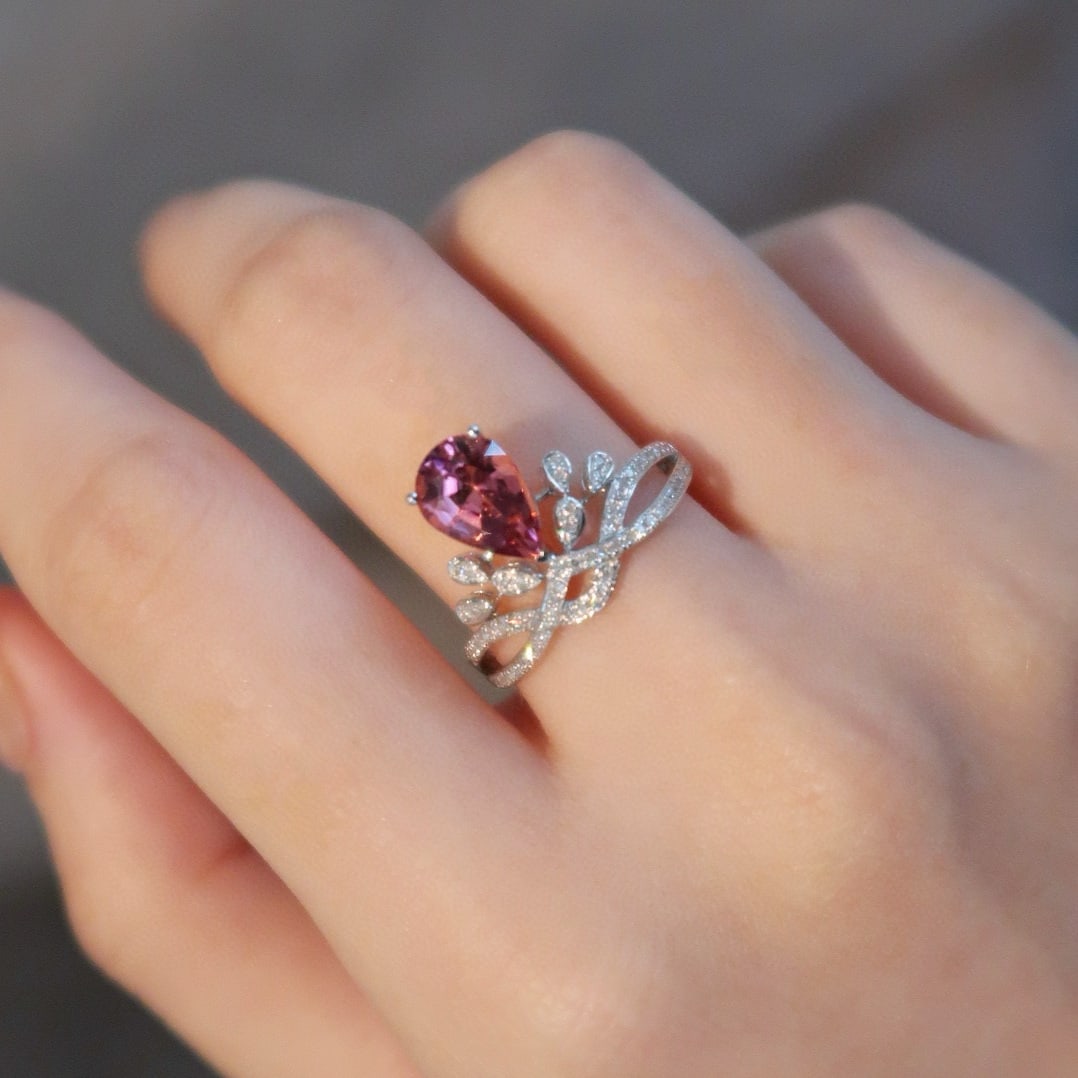 14k Gold 1.5 Ct Natural Tourmaline & Diamond Ring - 9