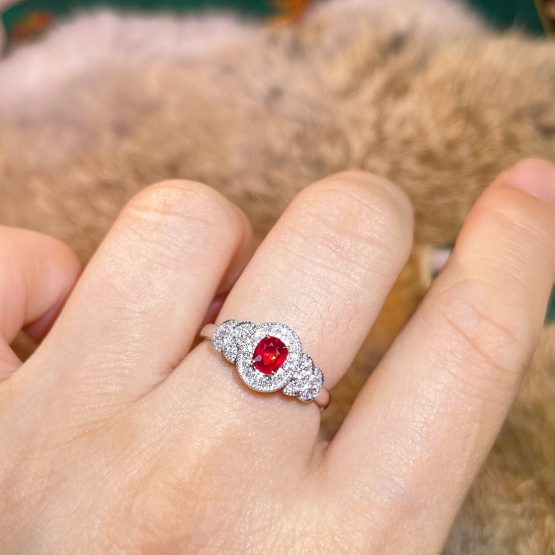 14k Gold 0.55 Ctw Natural Ruby & Diamond Ring - 6
