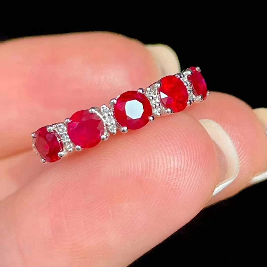 14k Gold 1.2 Ct Natural Ruby & Diamond Ring: Ref:230968198 // gold content:14k gold // ring size:7. 25us // // main gemstone:ruby // shape:round // carat weight:1. 2ct // color:pigeonblood red // treatment:natural // cut grade:g // // adjacent