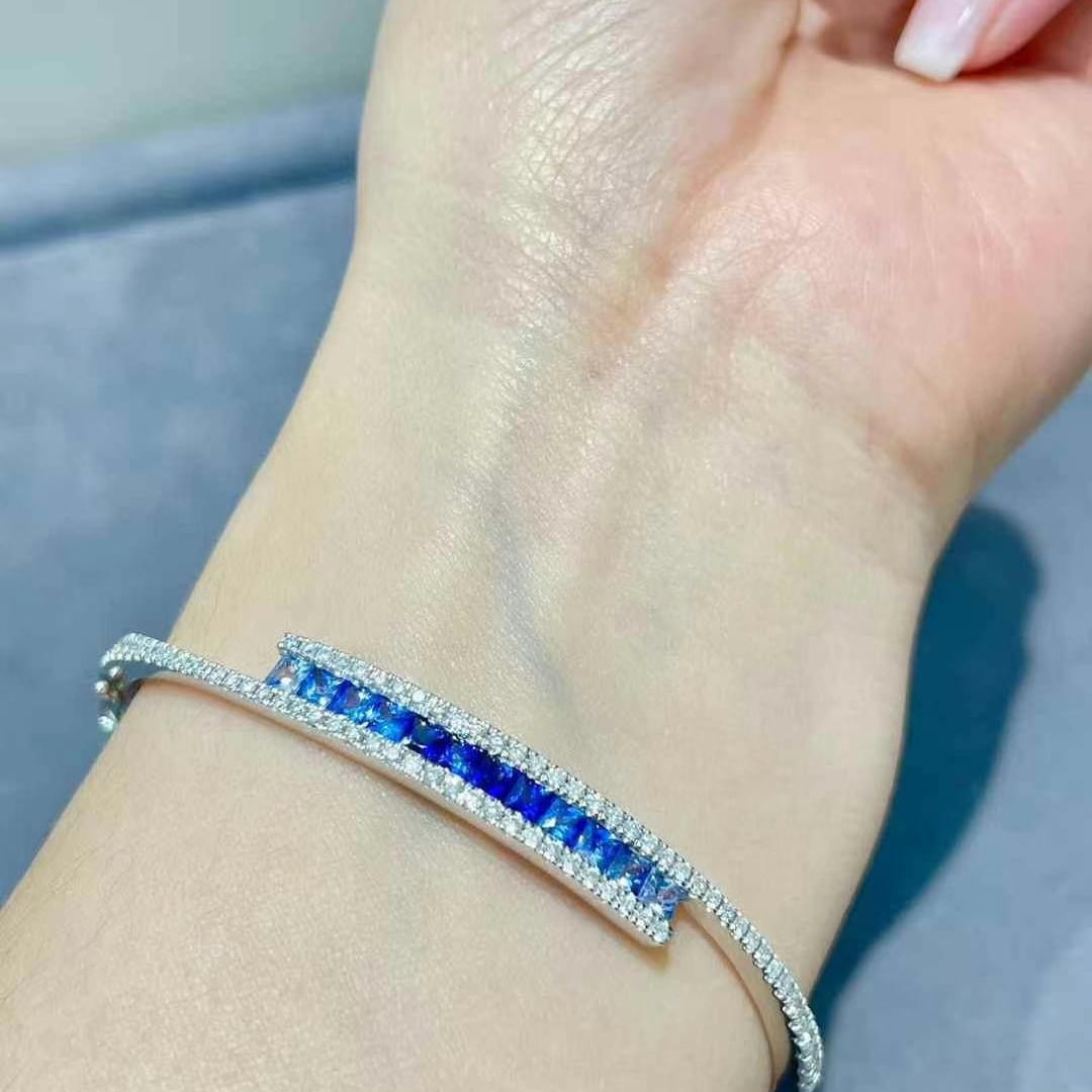 14k Gold 2.25 Ctw Natural Sapphire & Diamond Bangle - 2