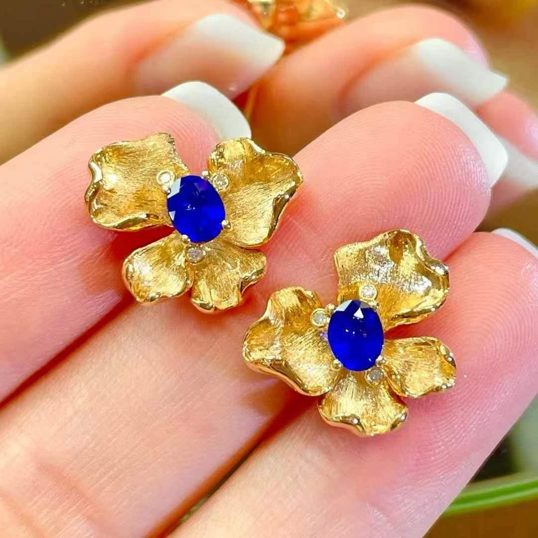 14k Gold 0.8 Ct Natural Sapphire & Diamond Earrings - 4