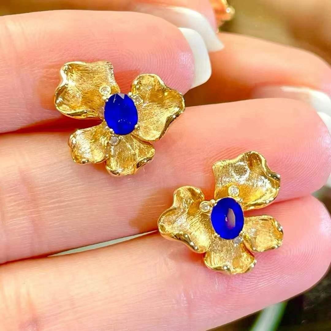 14k Gold 0.8 Ct Natural Sapphire & Diamond Earrings - 5