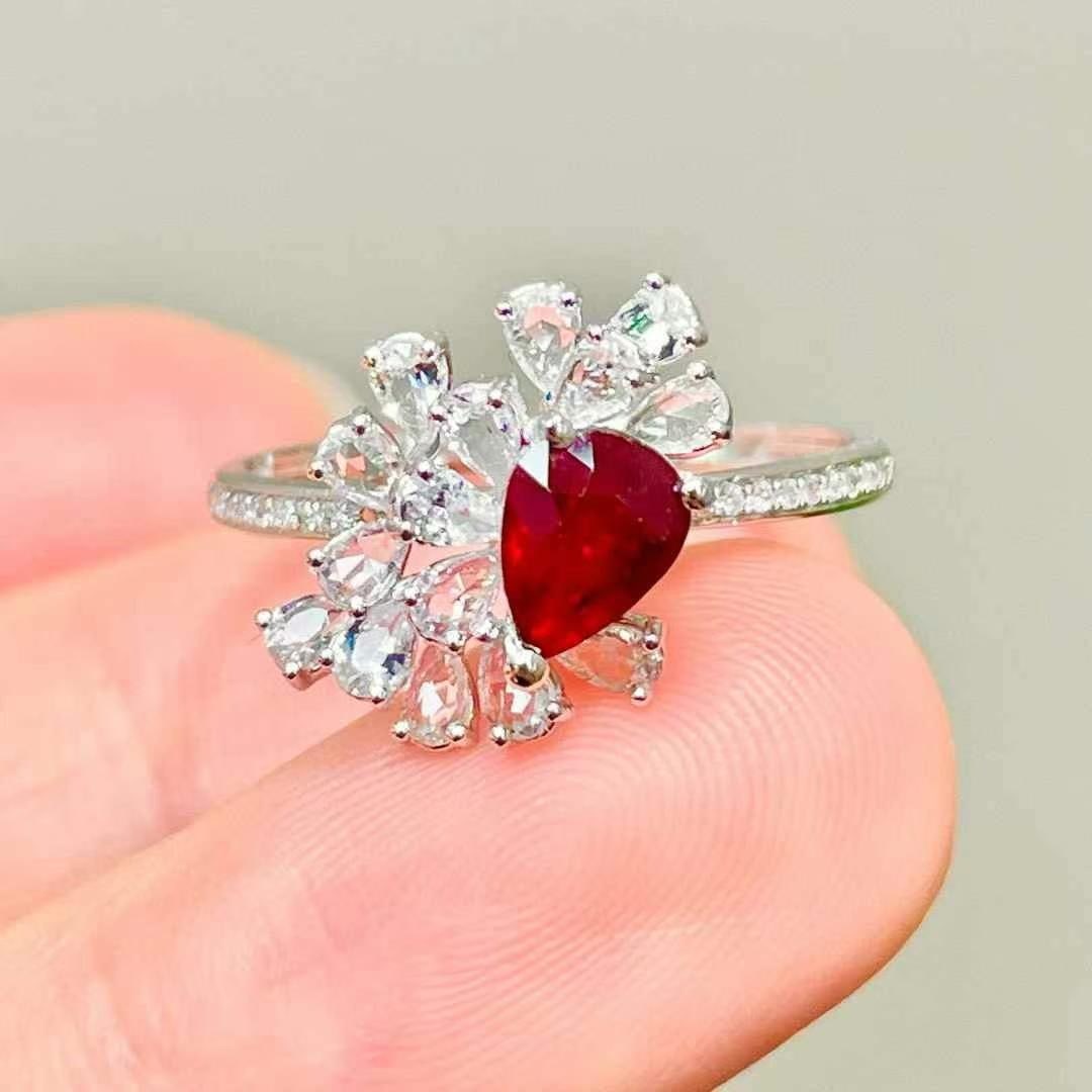 14k Gold 0.7 Ct Natural Ruby & Diamond & Sapphire Ring - 4