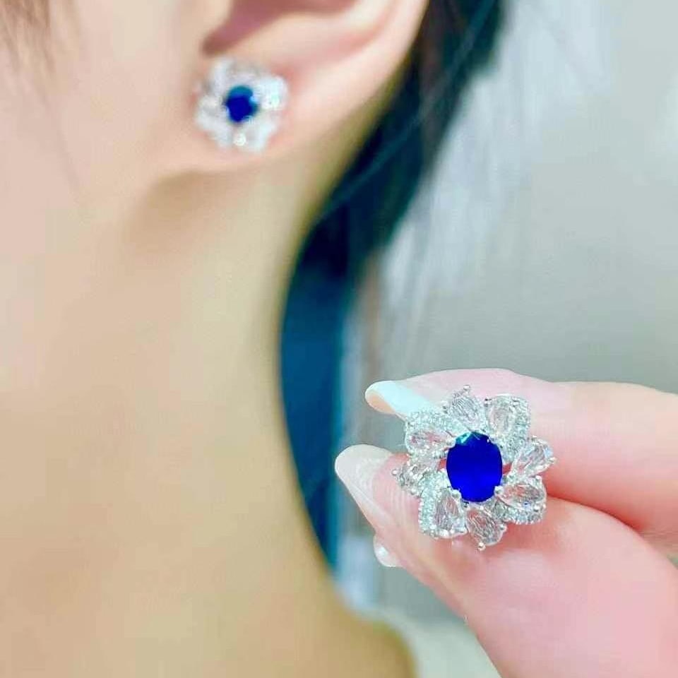 14k Gold 0.8 Ct Natural Sapphire & Diamond & Sapphire Earrings - 2