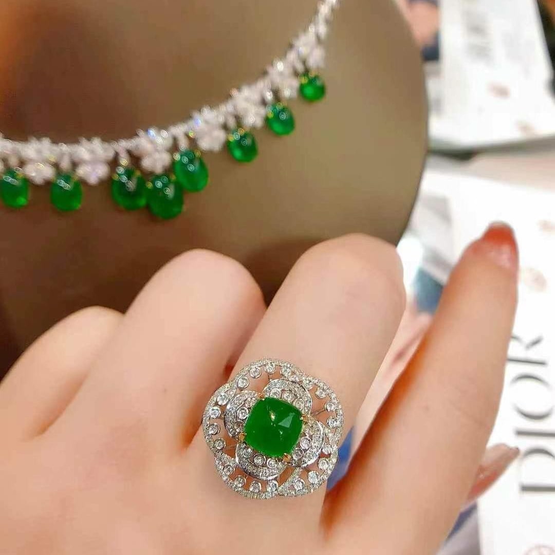 14k Gold 1.58 Ct Vivid Green Natural Emerald & Diamond Ring - 2