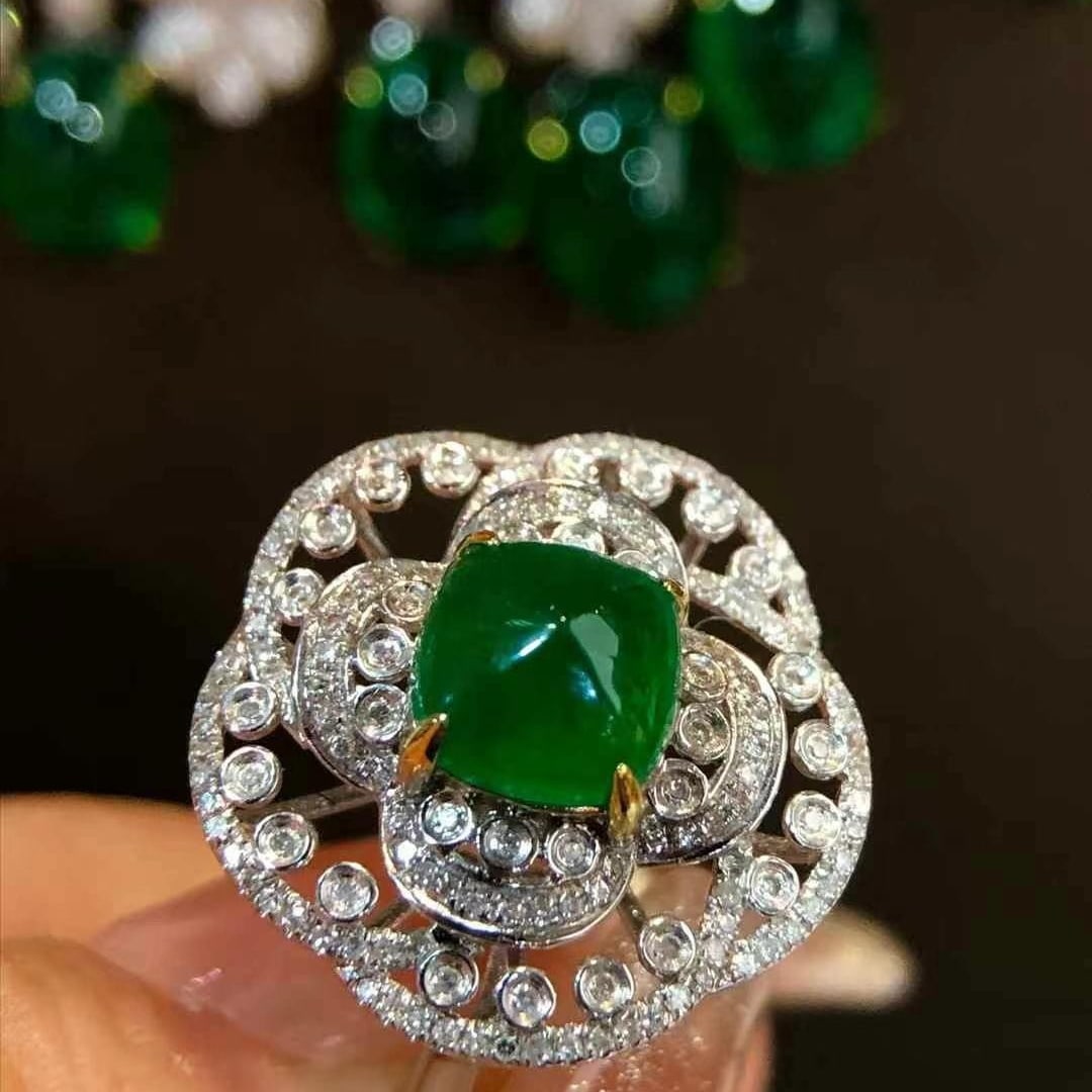 14k Gold 1.58 Ct Vivid Green Natural Emerald & Diamond Ring - 3