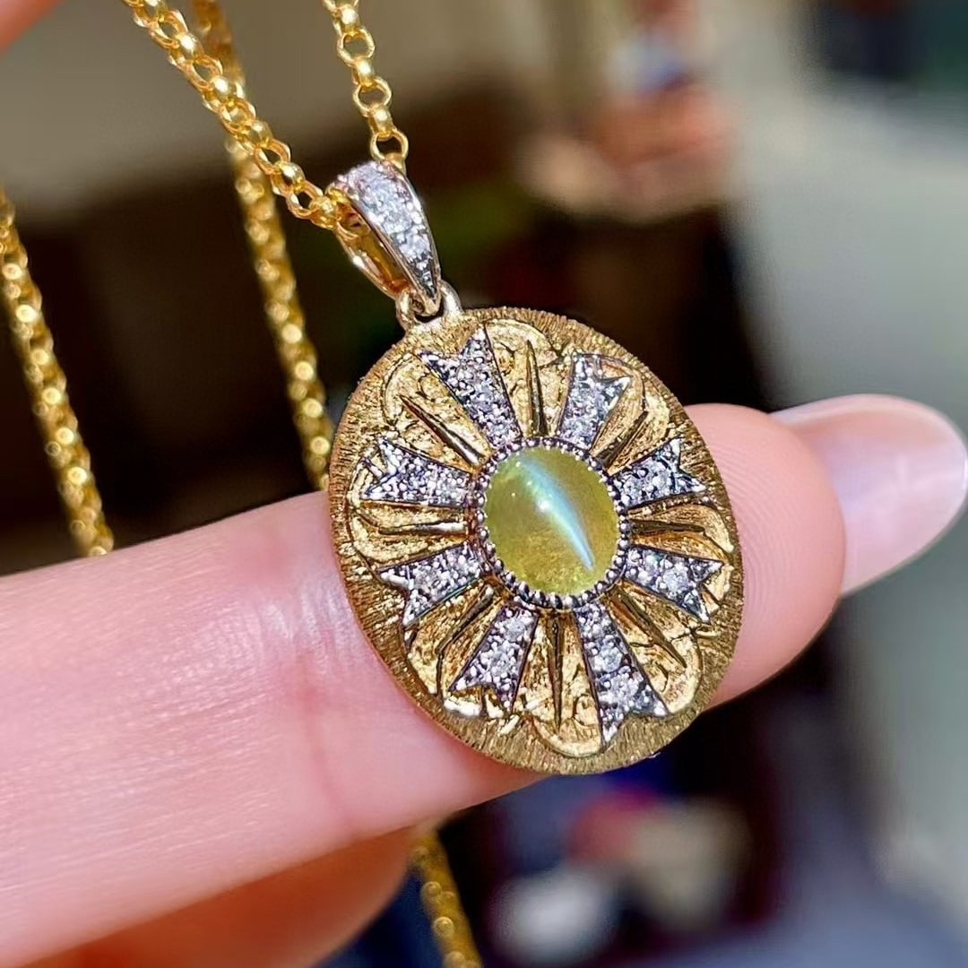 14k Gold 1.22 Ctw Natural Cat's?Eye & Diamond Pendant( Without Chain ) - 2