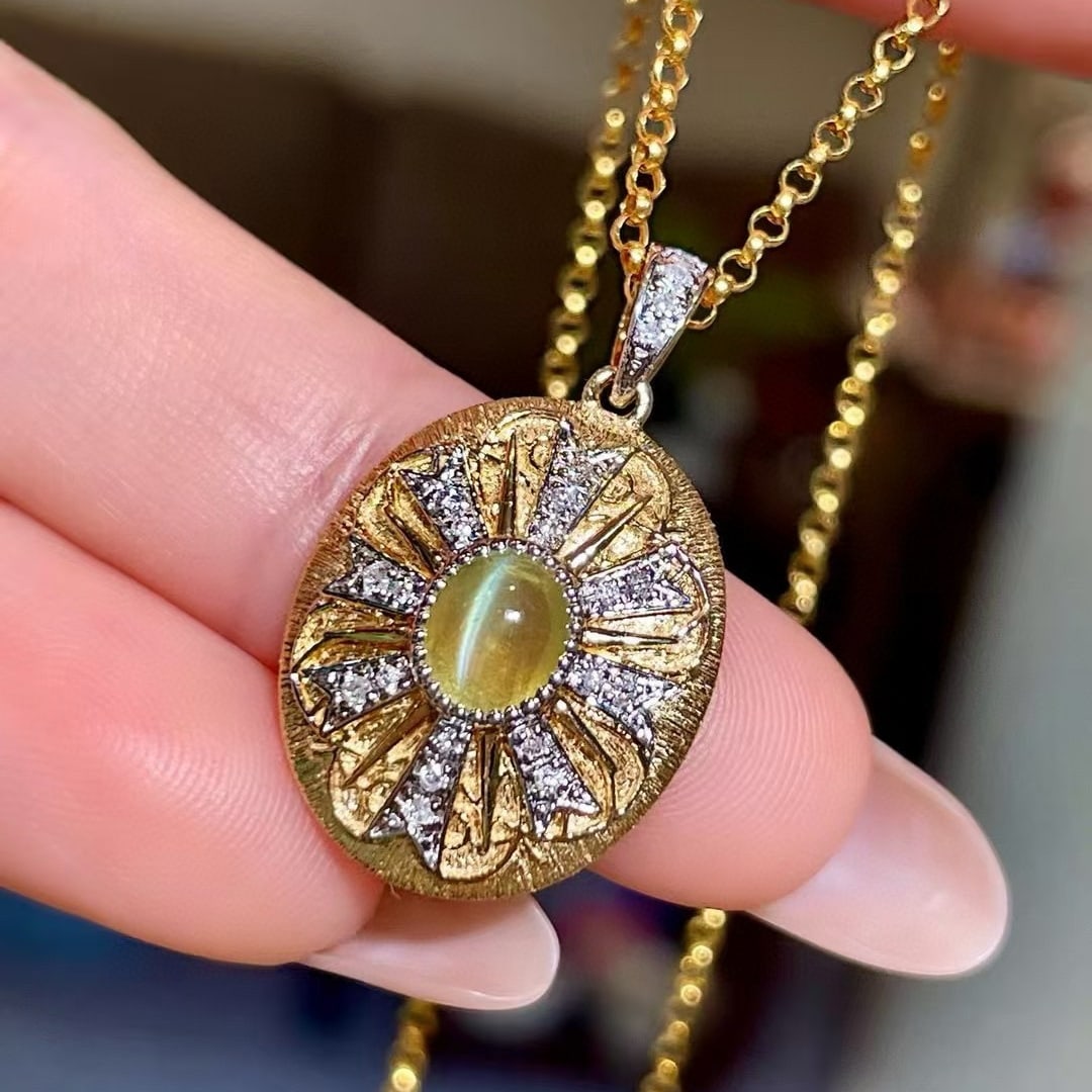 14k Gold 1.22 Ctw Natural Cat's?Eye & Diamond Pendant( Without Chain ) - 3