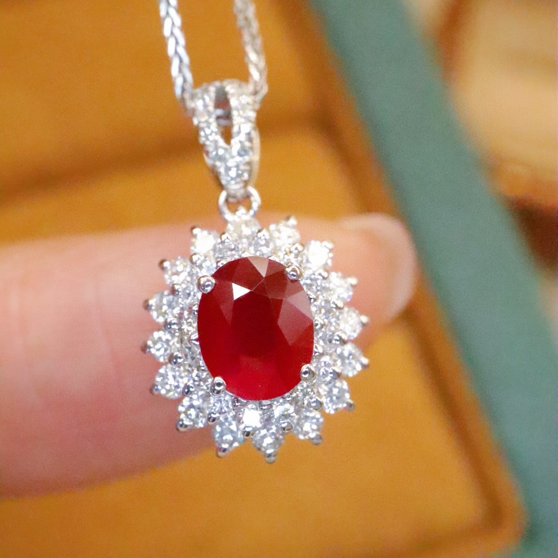 14k Gold 1.20 Ctw Natural Ruby & Diamond Pendant( Without Chain ): Ref:230968319 // gold content:14k gold // main gemstone:ruby // shape:oval // carat weight:0. 80ct // color:pigeonblood red // treatment:natural // // adjacent gemstone 2 : diamond // number of